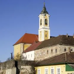 Vác 7 guest houses
