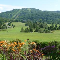 Bromont 37 hotels with parking