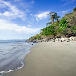 Esterillos 3 beach rentals