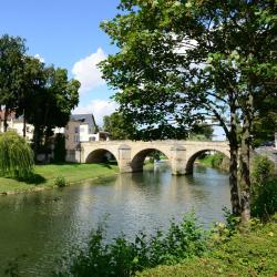 LʼIsle-Adam 4 Hotels mit Whirlpools