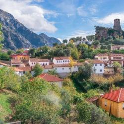 Krujë 10 homestays