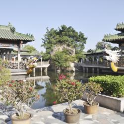 Shantou 43 hotels with parking