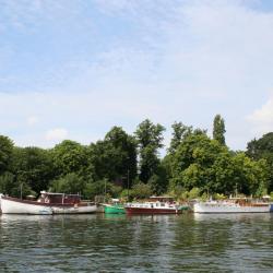 Shepperton 3 vacation homes