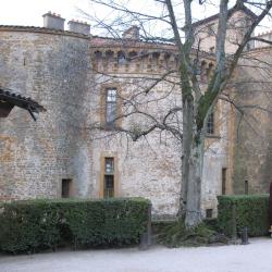 Bagnols 3 hotels with pools