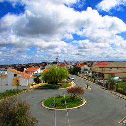Almodôvar 14 hotels with parking