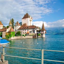 Oberhofen am Thunersee 4 holiday rentals