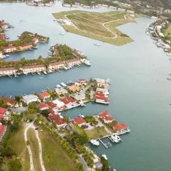 Jolly Harbour 28軒の格安ホテル