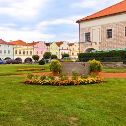 Nové Město nad Metují 3 guest houses