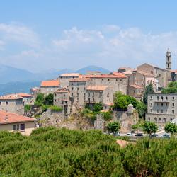 Tizzano 6 hotels with parking
