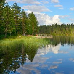 Lampsijärvi 6 hotelů