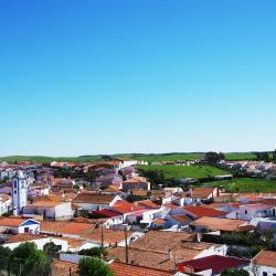 Messejana 3 hotels with parking