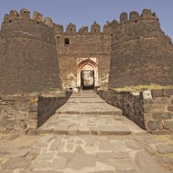Daulatābād 8 hotels