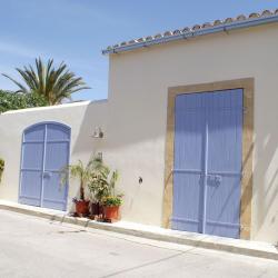 Maroni 7 holiday rentals