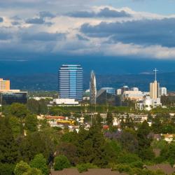 Garden Grove 12 hotels with parking