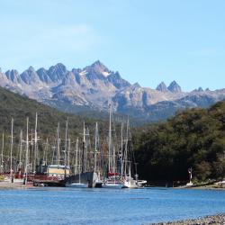 Puerto Williams 8 hotels