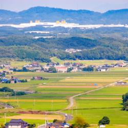 Miyawaka 6 hotels with parking