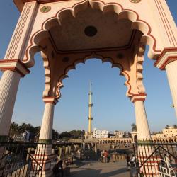 Alandi 8 hotels