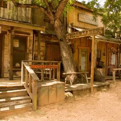 Dodge City 17 hotels