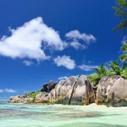 馬埃島 75 間飯店