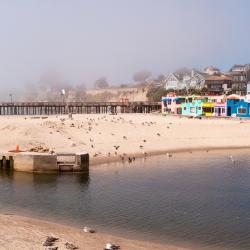 Capitola 3 hotels with jacuzzis