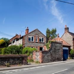 Fakenham 38 hotels with parking