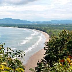 Tuaran 21 hotels with parking