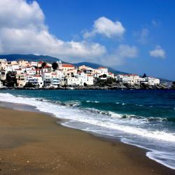 Andros 163 hotels with parking