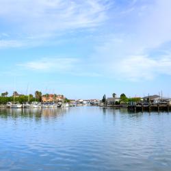 Port Isabel 36 hotels with parking
