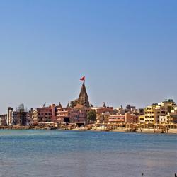 Dwarka 3 bungalower