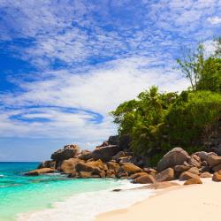 Anse Possession 3 cabins