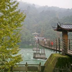 Dujiangyan 8 4-star hotels