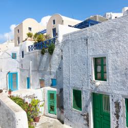 Pyrgos 165 hotels