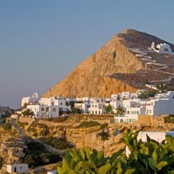 Chora Folegandros 5 serviced apartments