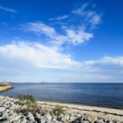 Pascagoula 6 hotels with parking