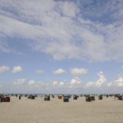 Neuharlingersiel 225 hotels with parking