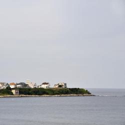 Hampton 18 beach hotels