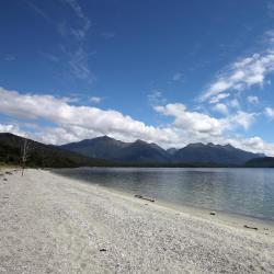 Manapouri 8 cottages