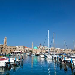 ‘Akko 65 hotels