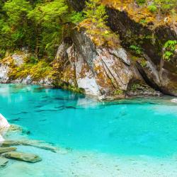 Haast 9 hotels with parking