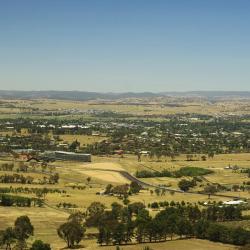 Bathurst 82 hotels with parking