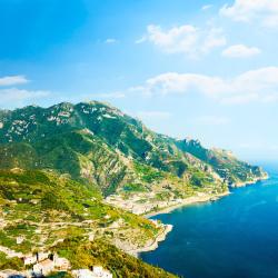 Furore 115 hotels with parking