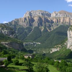 Torla 3 ski resorts