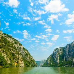Dubova 50 holiday rentals
