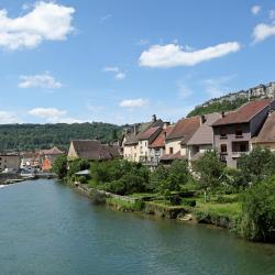Ornans 14 cottages