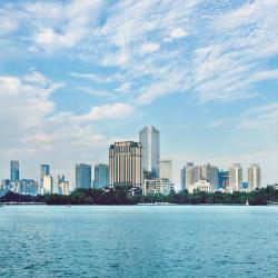 Huizhou 48 hotels with parking