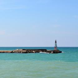 Michigan City 4 hotels with jacuzzis
