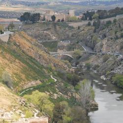 Torrijos 5 hotels with parking