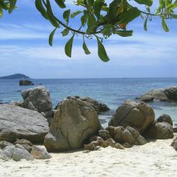 Mersing 65 hotels with parking