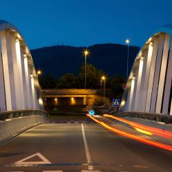 Basauri 3 hotels with parking