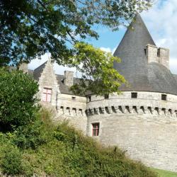 Pontivy 32 cheap hotels
